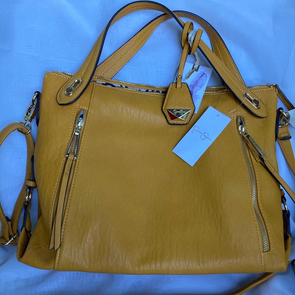 Jessica Simpson must have shoulder bag